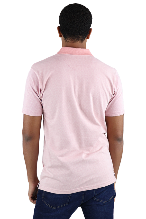 Playera Tipo Polo Tela Tipo Tejido Color Rosado Con Bolsa Falsa Para Caballero